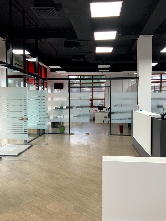 Фото Перегородки NAYADA Standart для компании Автоадвокат
